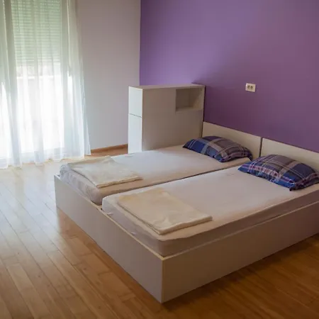 Apartman Student City Apartment *